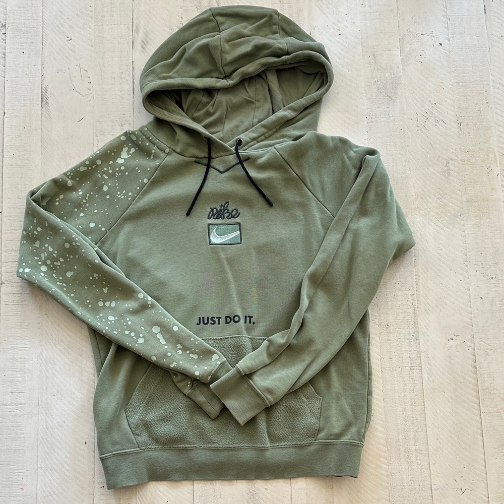 Nike Sage Green Women’s  Pullover Hoodie